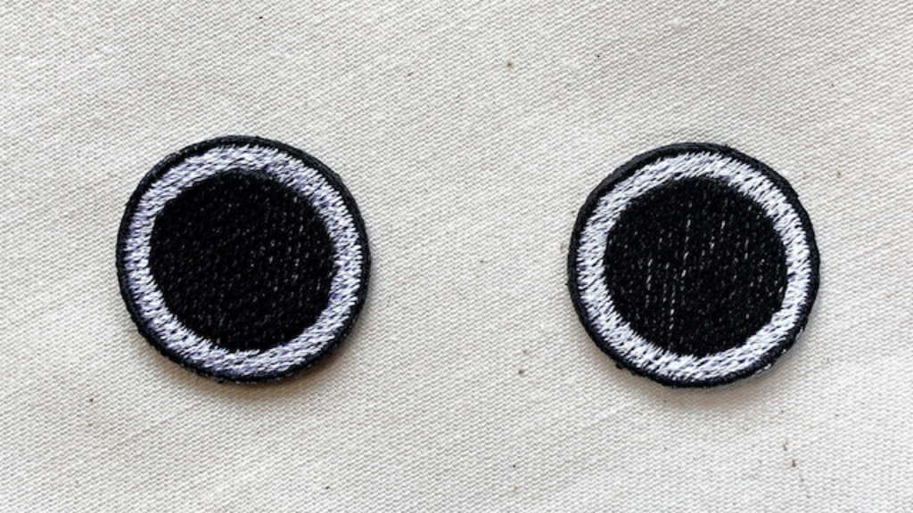 Character eye patch, round eyes, border, large black eyes